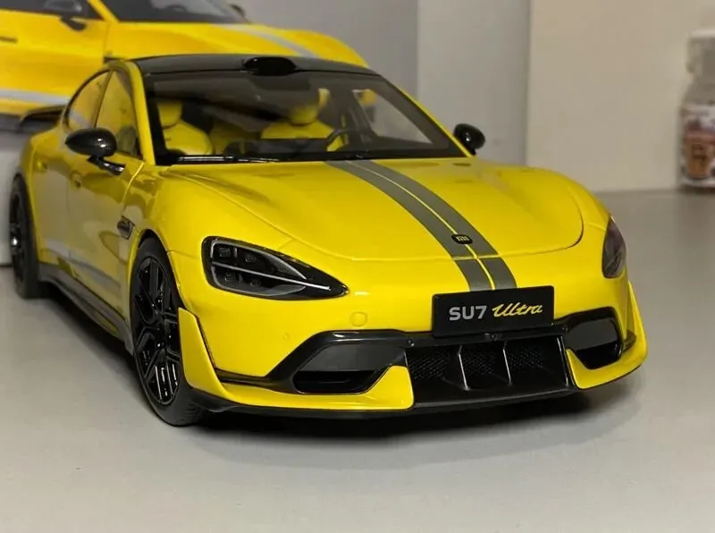 1:18 Xiaomi Su7 Ultra