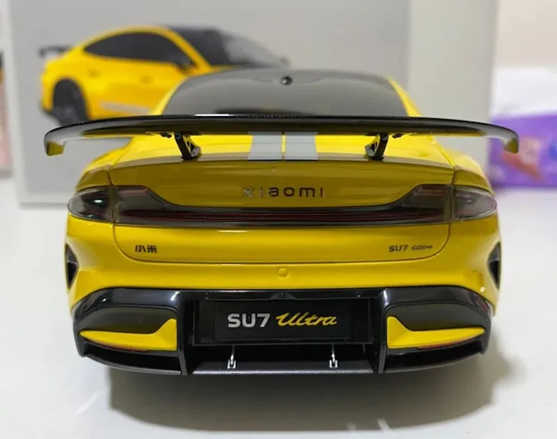 1:18 Xiaomi Su7 Ultra