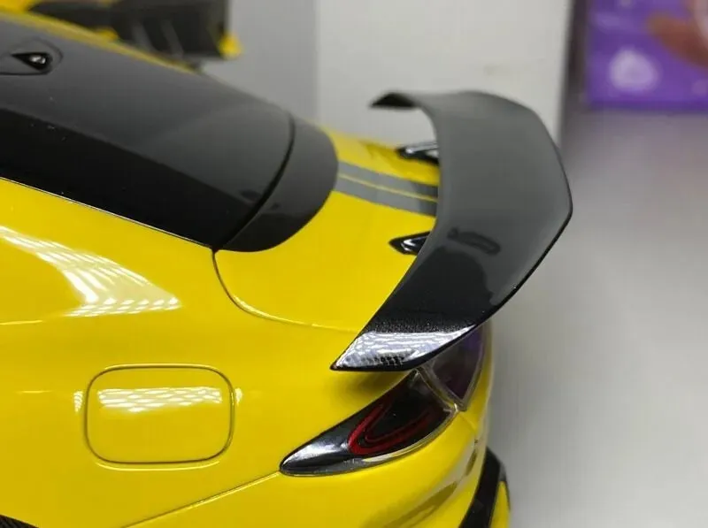 1:18 Xiaomi Su7 Ultra