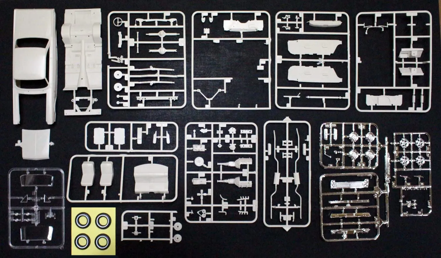 1965 Mercury Comet Cyclone 1:25 Scale Model Kit