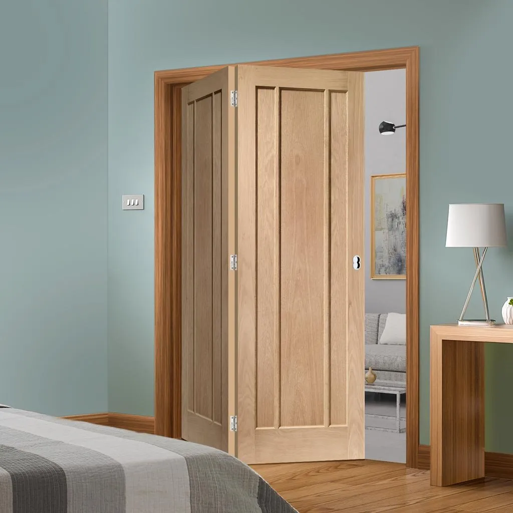 Bespoke Thrufold Worcester Oak 3 Panel Folding 2 0 Door - Prefinished