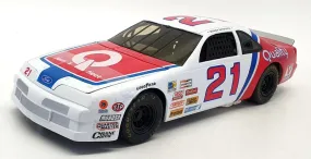 Ertl 1/18 Scale Diecast 7416 - Ford Thunderbird #21 Bobby Bowsher