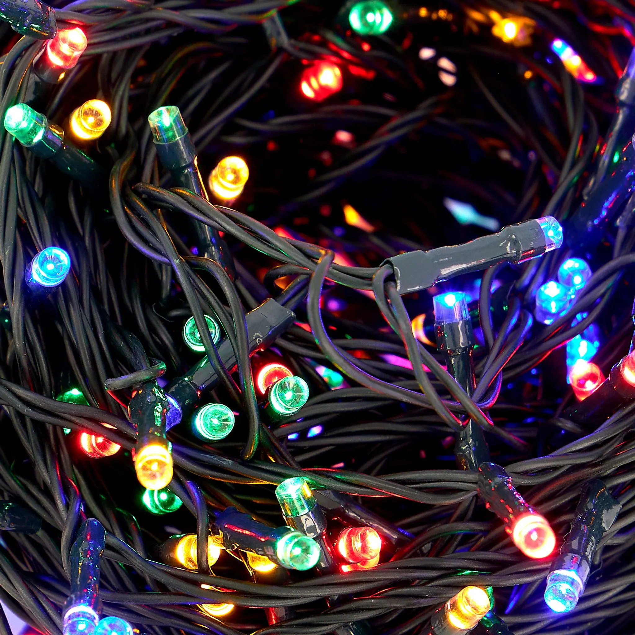 Indoor/Outdoor 8 Function LED Waterproof Fairy Lights with Green Cable (800 Lights - 60M Cable) - Multicoloured