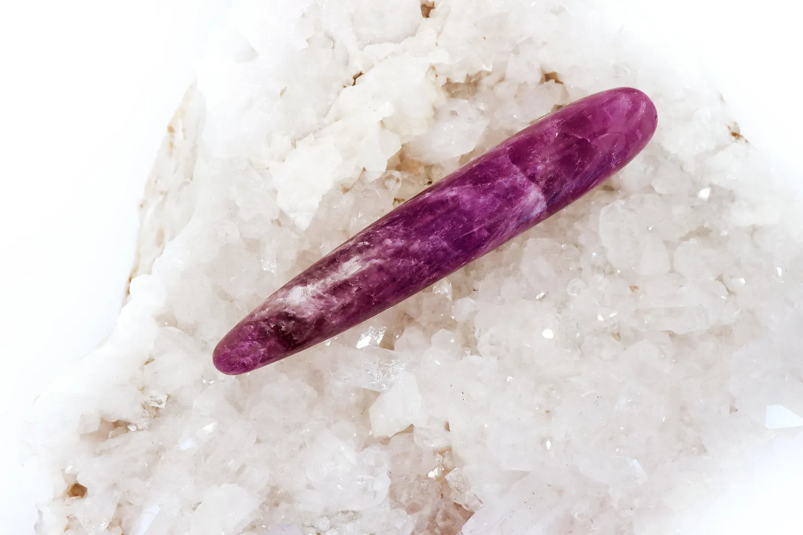 Straight Gemstone Wand