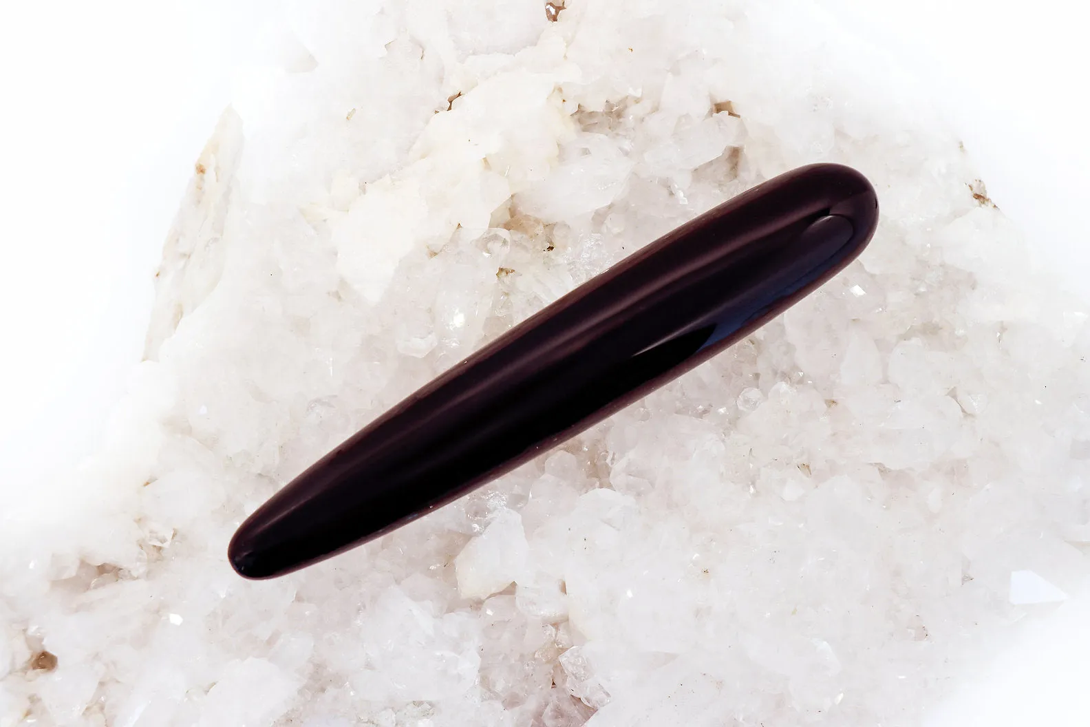 Straight Gemstone Wand