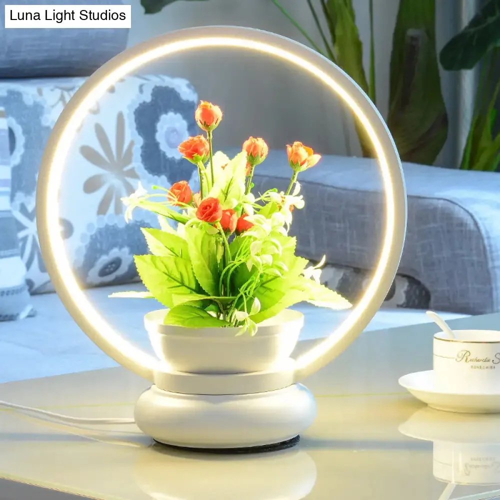 Stylish Metal LED Night Lamp with Plant Decoration - Round/Square Shape, Warm/White Light - for Bedroom Table