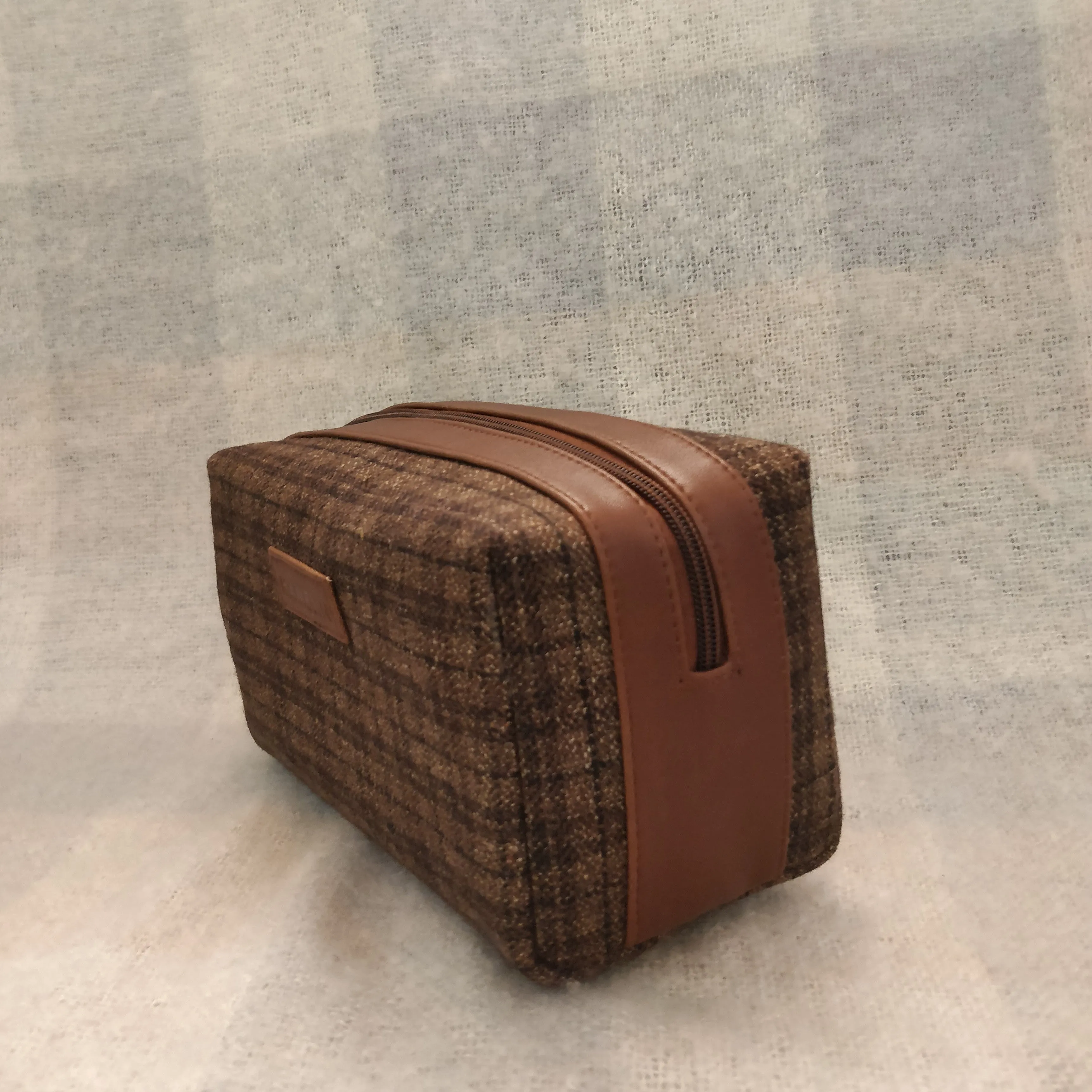 Tweed DOPP Kit for Men (Pecan Check Twill)